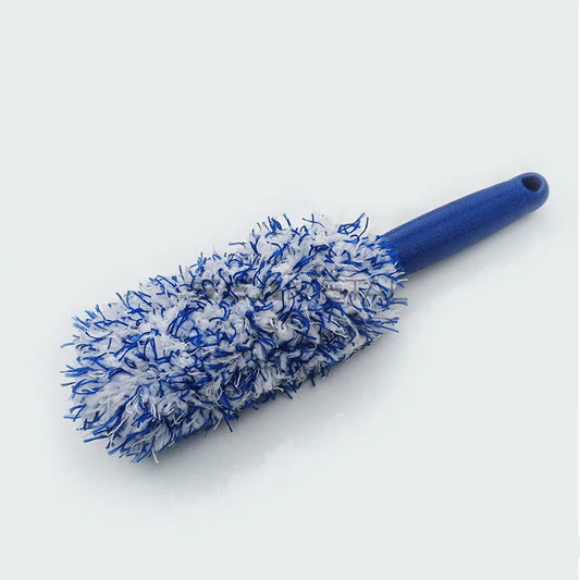Wheel cleaning brushes