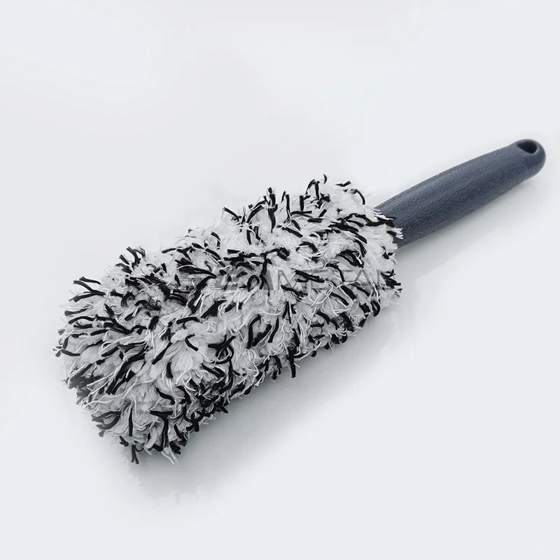 Wheel cleaning brushes